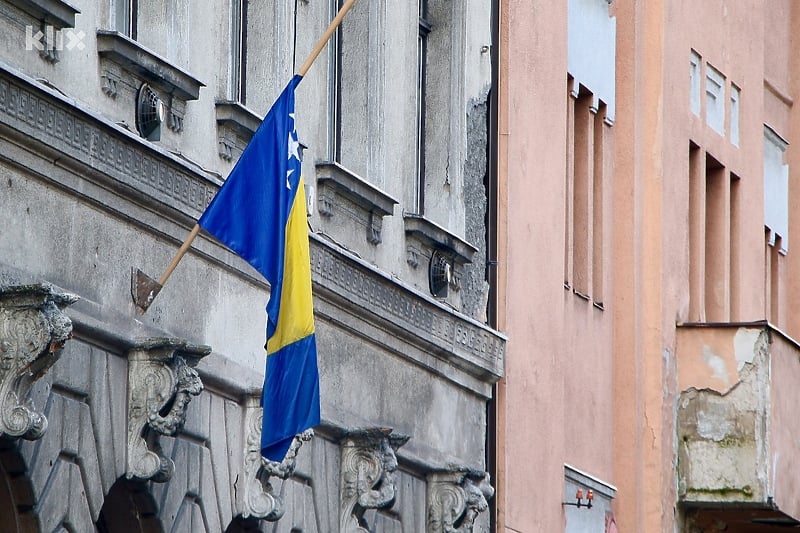 Vlada Federacije BiH proglasila Dan žalosti zbog katastrofalnih poplava